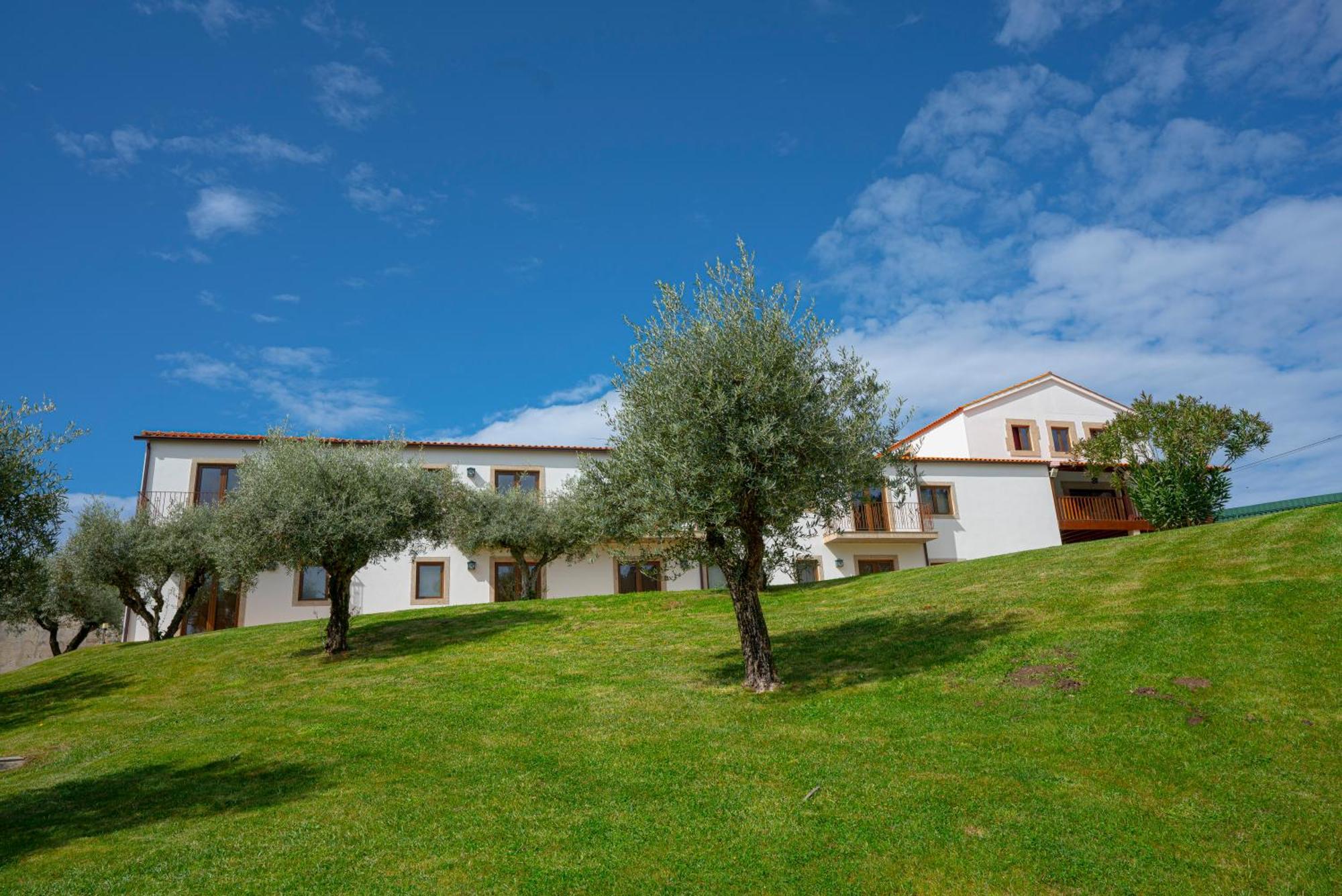 Valonquinta - Agro Hotel & Spa Vila Flor Bagian luar foto