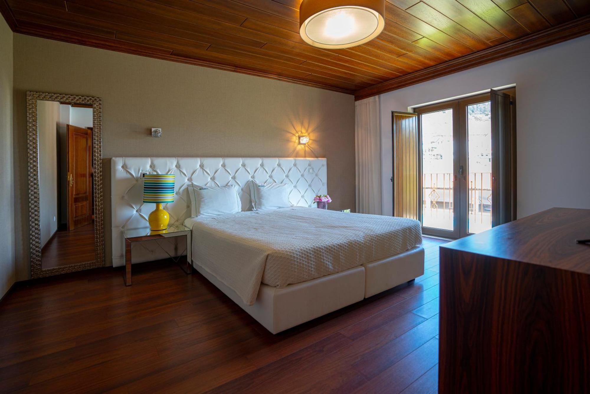 Valonquinta - Agro Hotel & Spa Vila Flor Bagian luar foto