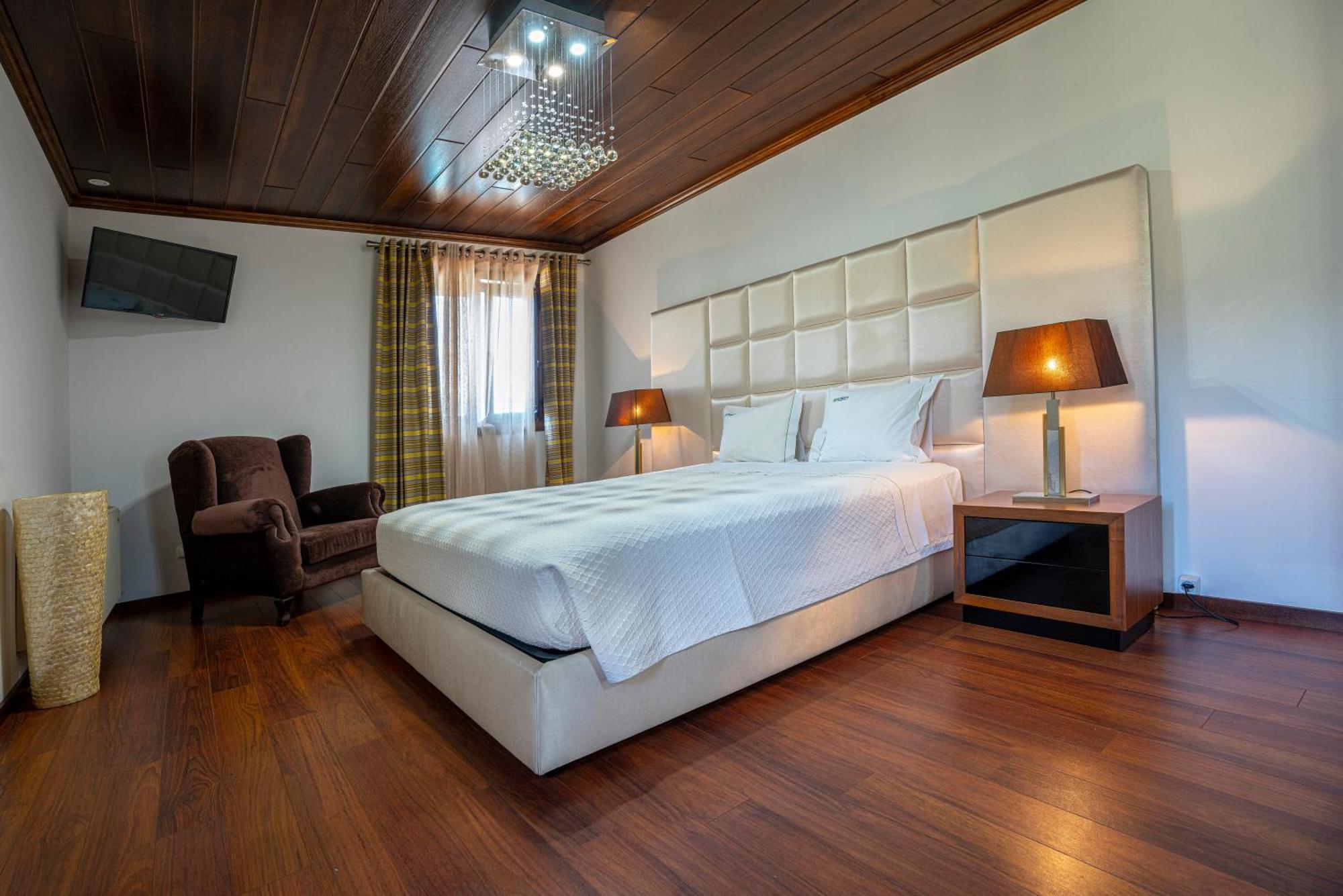 Valonquinta - Agro Hotel & Spa Vila Flor Bagian luar foto